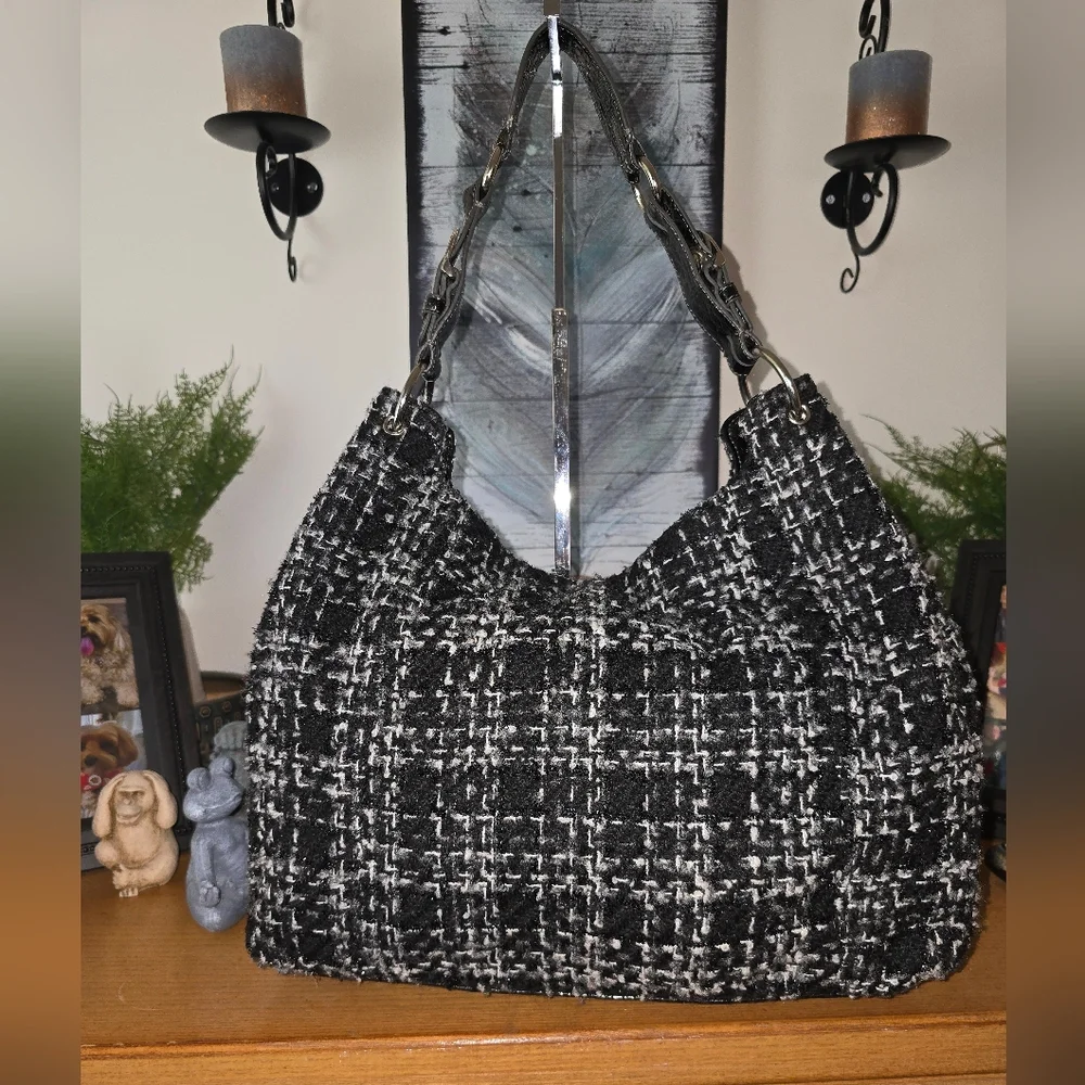 Dana Buchman Hobo. Black And White Tweed With Patent Leather Strap & Bottom EUC